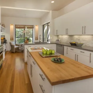 03 montecito modern kitchen1