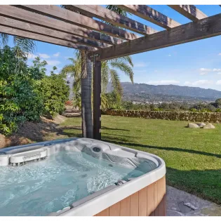 24 bajada breeze hot tub