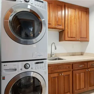 42 bajada breeze laundry