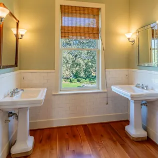 6.3 foxen canyon retreat bathroom 1