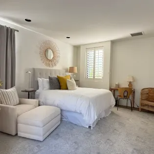 montecito modern family suite bedroom4