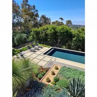 montecito modern pool view3