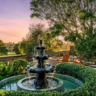 scenic vista verde fountain view