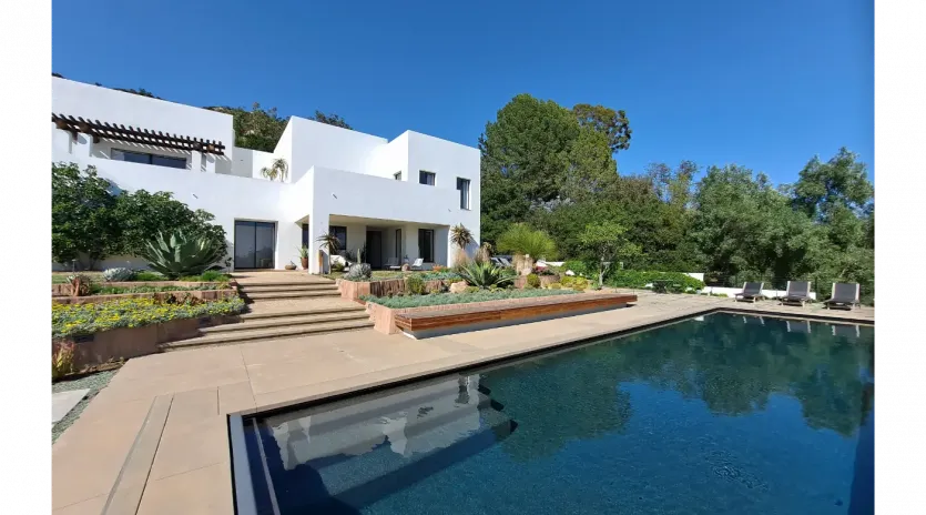 montecito modern pool